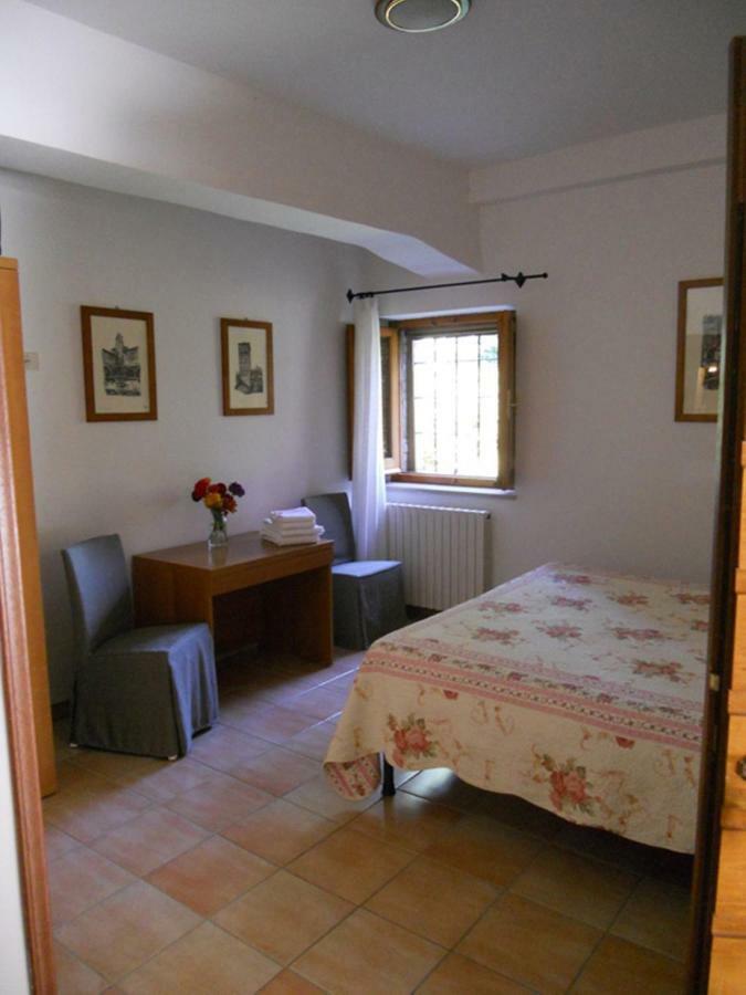 Rugiada Rooms Rivotorto Habitación foto